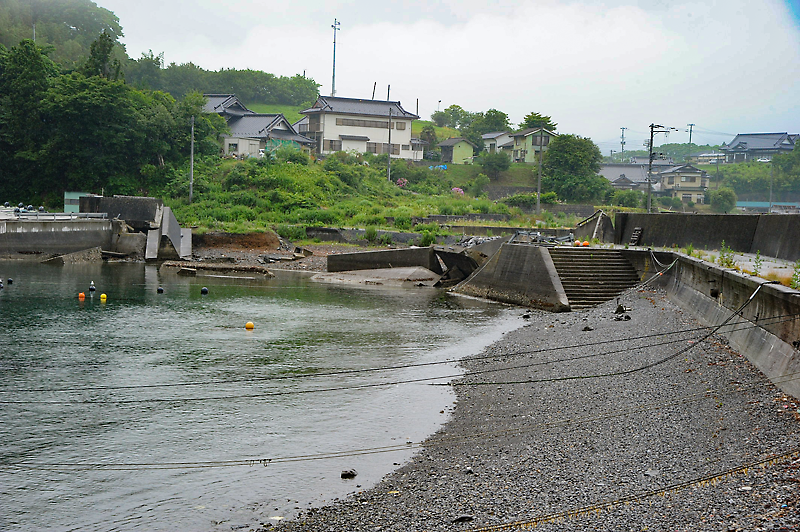 Web東海新報 防潮堤など年度内発注完了へ 漁港も全施設完成目指す 気仙での県工事
