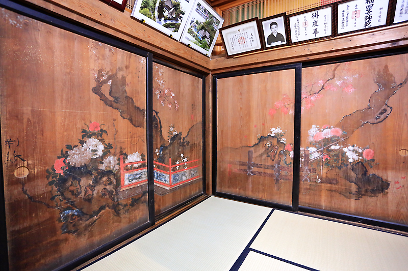 Web東海新報|文化財の価値見直される、円城寺のふすま絵など Web東海新報|文化財の価値見直される、円城寺のふすま絵など