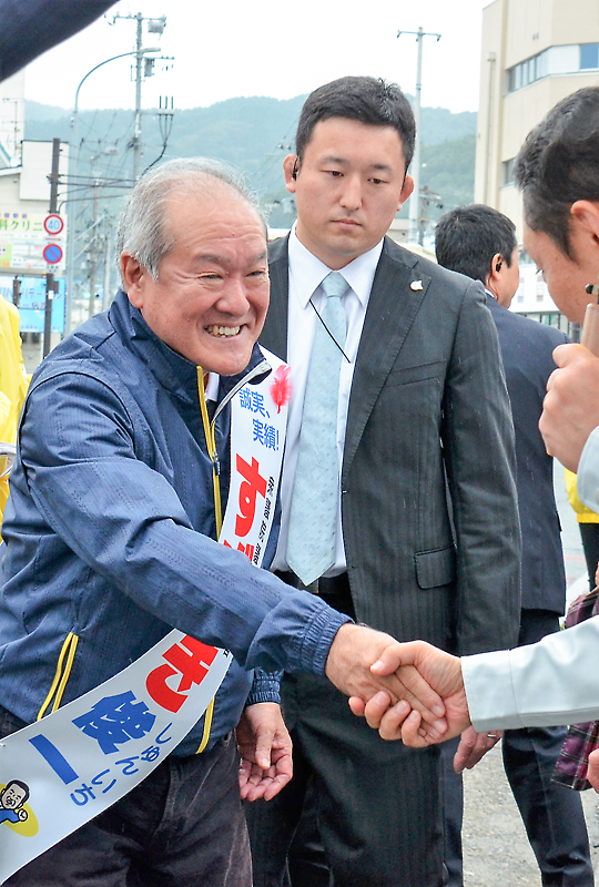 鈴木俊一氏