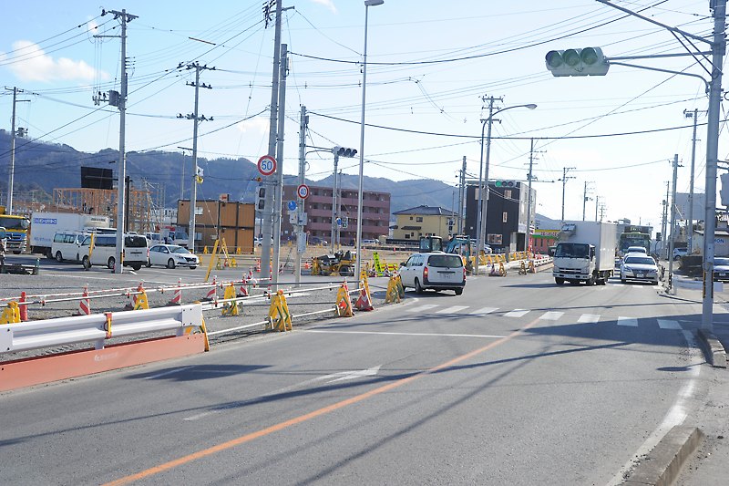 Web東海新報 改良進む野々田交差点 右折レーンを設置 一部除いて年度内完成 大船渡