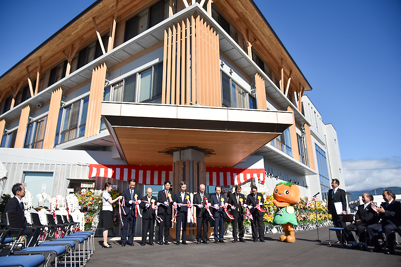 Web東海新報 かさ上げ地の新拠点船出 本店 大船渡支店が営業開始 ｊａおおふなと 別写真あり