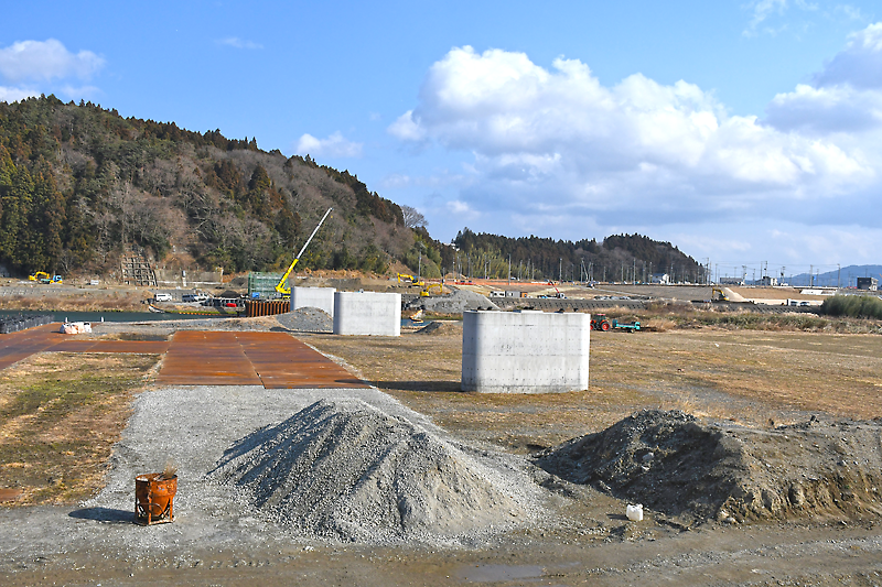 Web東海新報 復旧復興12事業 工法見直しなどで完成最長１年遅れ 市が議会全員協議会で説明